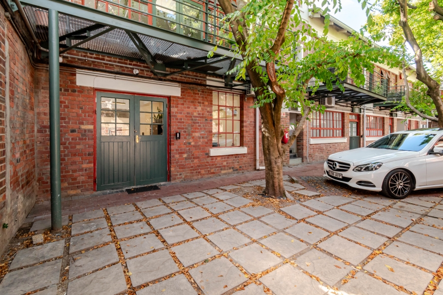 2 Bedroom Property for Sale in De Waterkant Western Cape